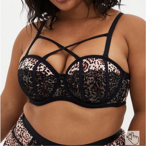 TORRID Bombshell Strapless Push-Up Bra - Picture 1 of 7